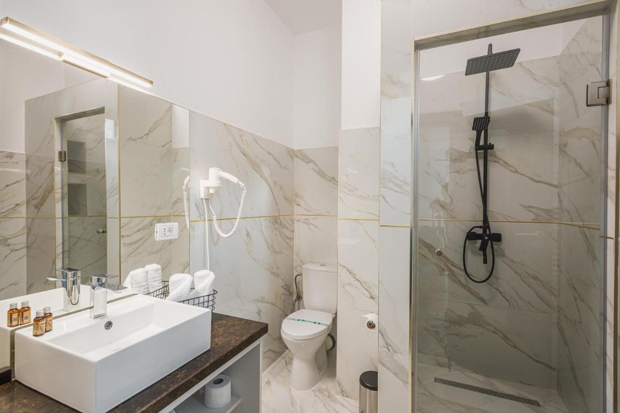 Tecuci Motel Andra מראה חיצוני תמונה