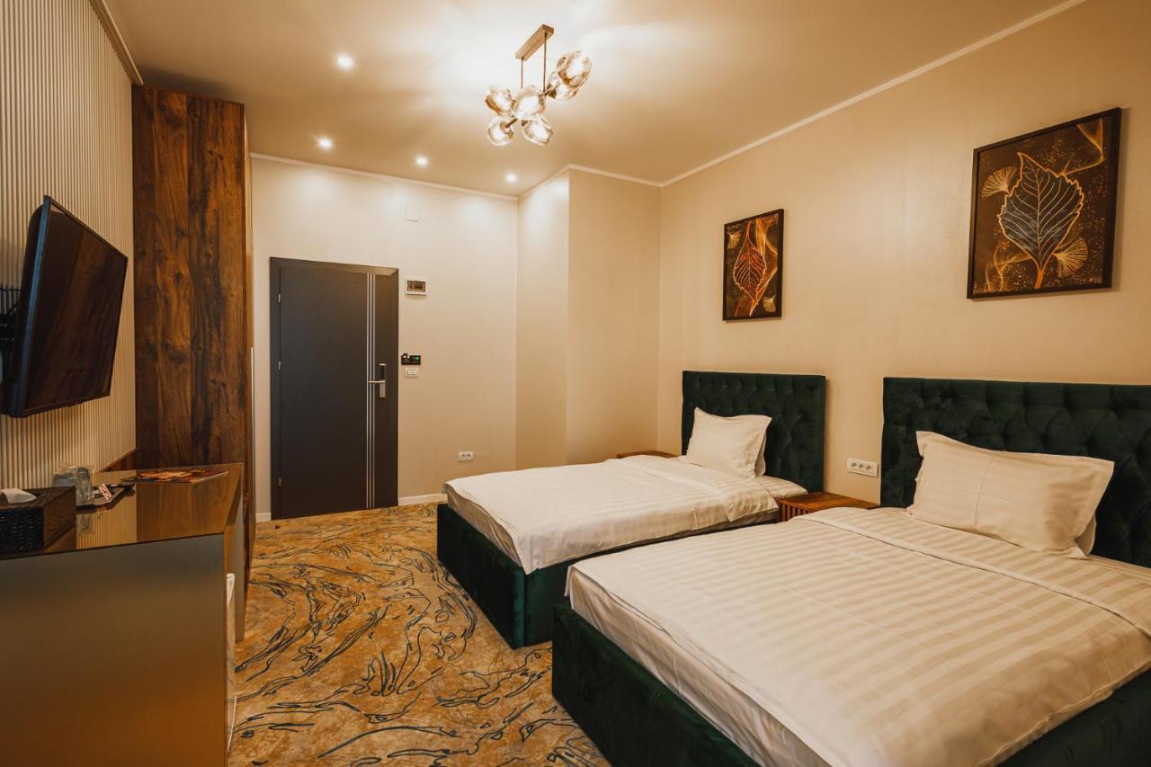 Tecuci Motel Andra מראה חיצוני תמונה