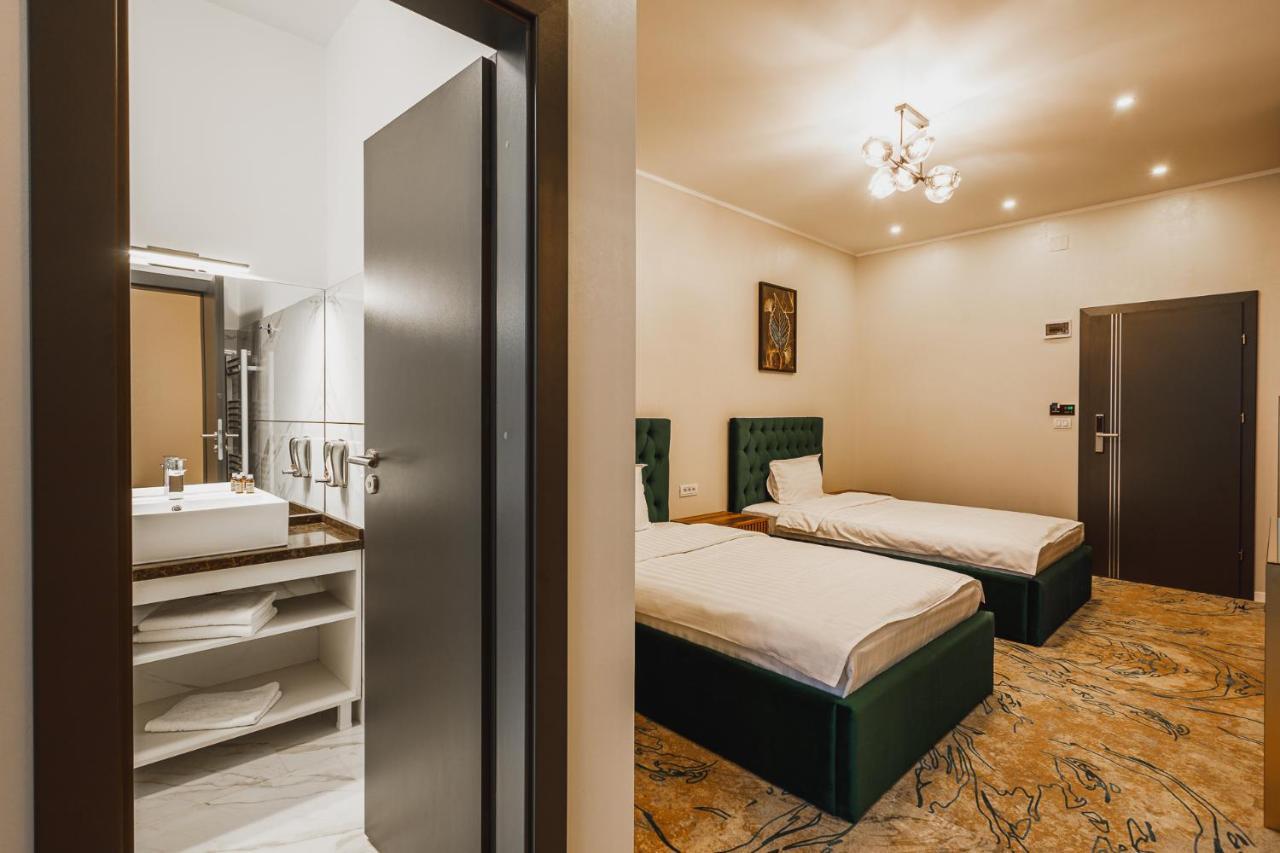 Tecuci Motel Andra מראה חיצוני תמונה